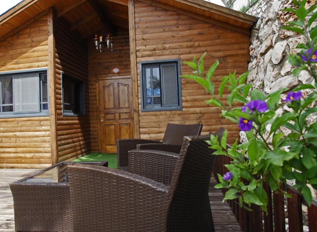 Hametsuda Hotel Safed Quarto foto